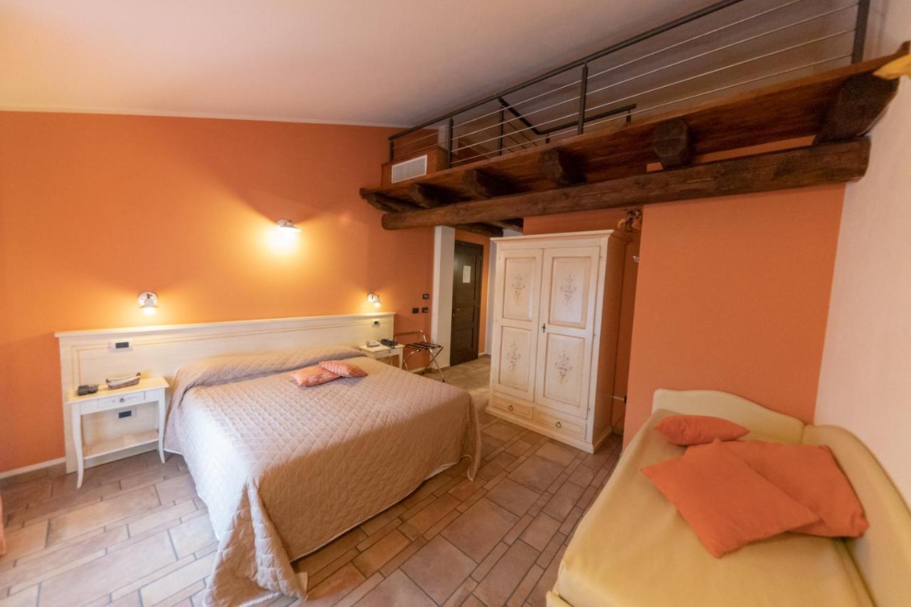 Agriturismo La Dimora Del Contadino Mondovi Exterior photo